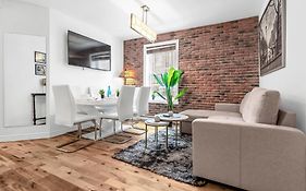 Beautiful 3-Bedrooms In Heart Of Plateau Mont-Royal