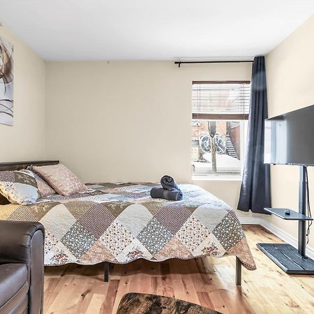 Beautiful 3-Bedrooms In Heart Of Plateau Mont-Royal Montreal Exterior photo